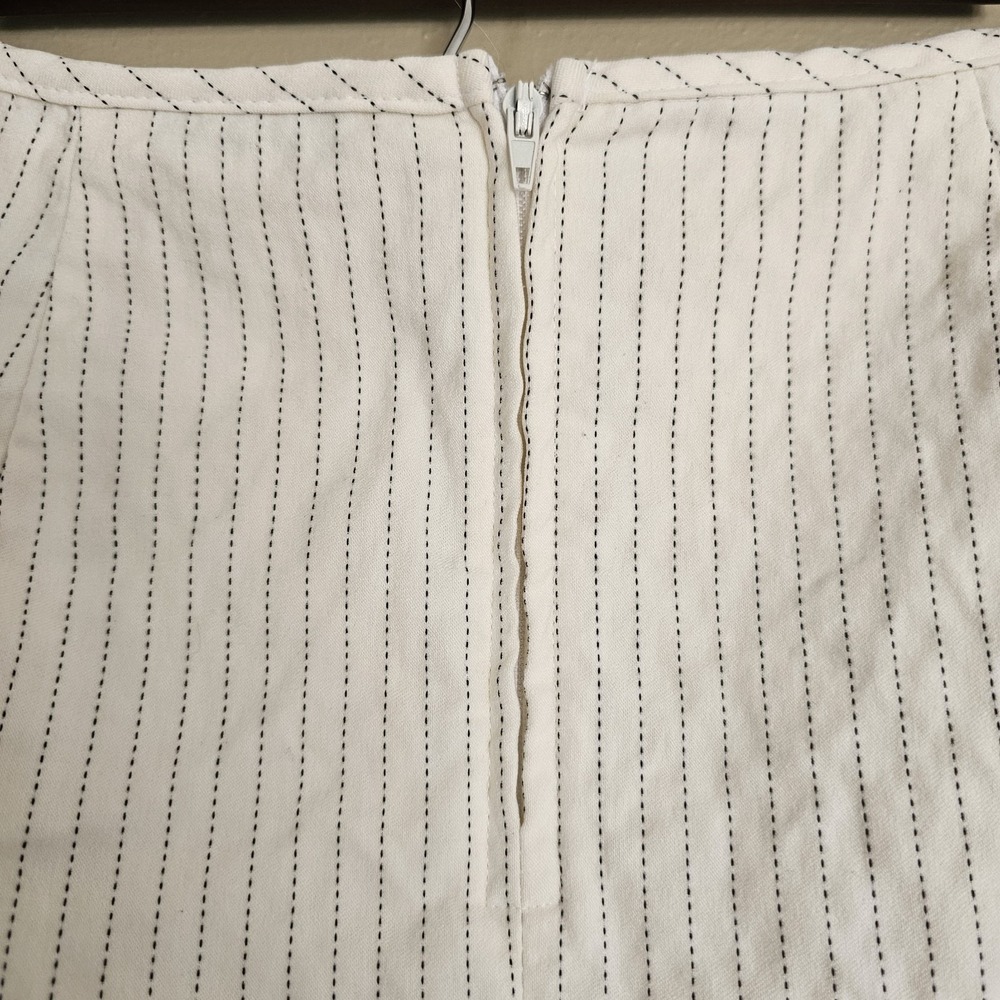 Y2K Vintage Mini Skirt Size 7 White Pinstripe Coquette‎ Fairy Corpcore Office - Picture 5 of 7